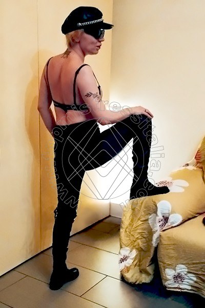 Mistress Scarlet BERGAMO 3791894787