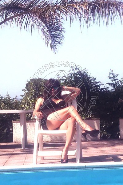 Lola CROTONE 3512840279