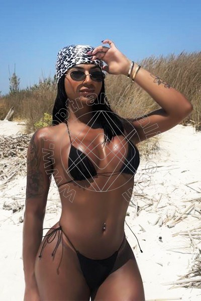 Isis Paiva ROMA 3273153448