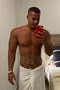 Alghero Boys Yonder 320 07 82 749 foto selfie 1