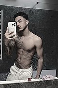 Caracas Boys Axel 393 03 20 919 foto selfie 3